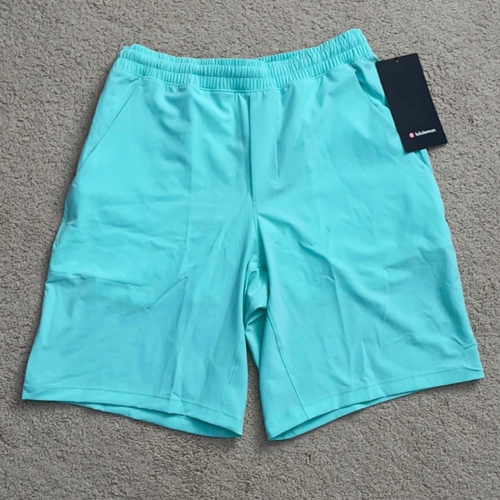 Lululemon Hawaii Pace Breaker Lined Shorts 9” - Picture 2 of 2